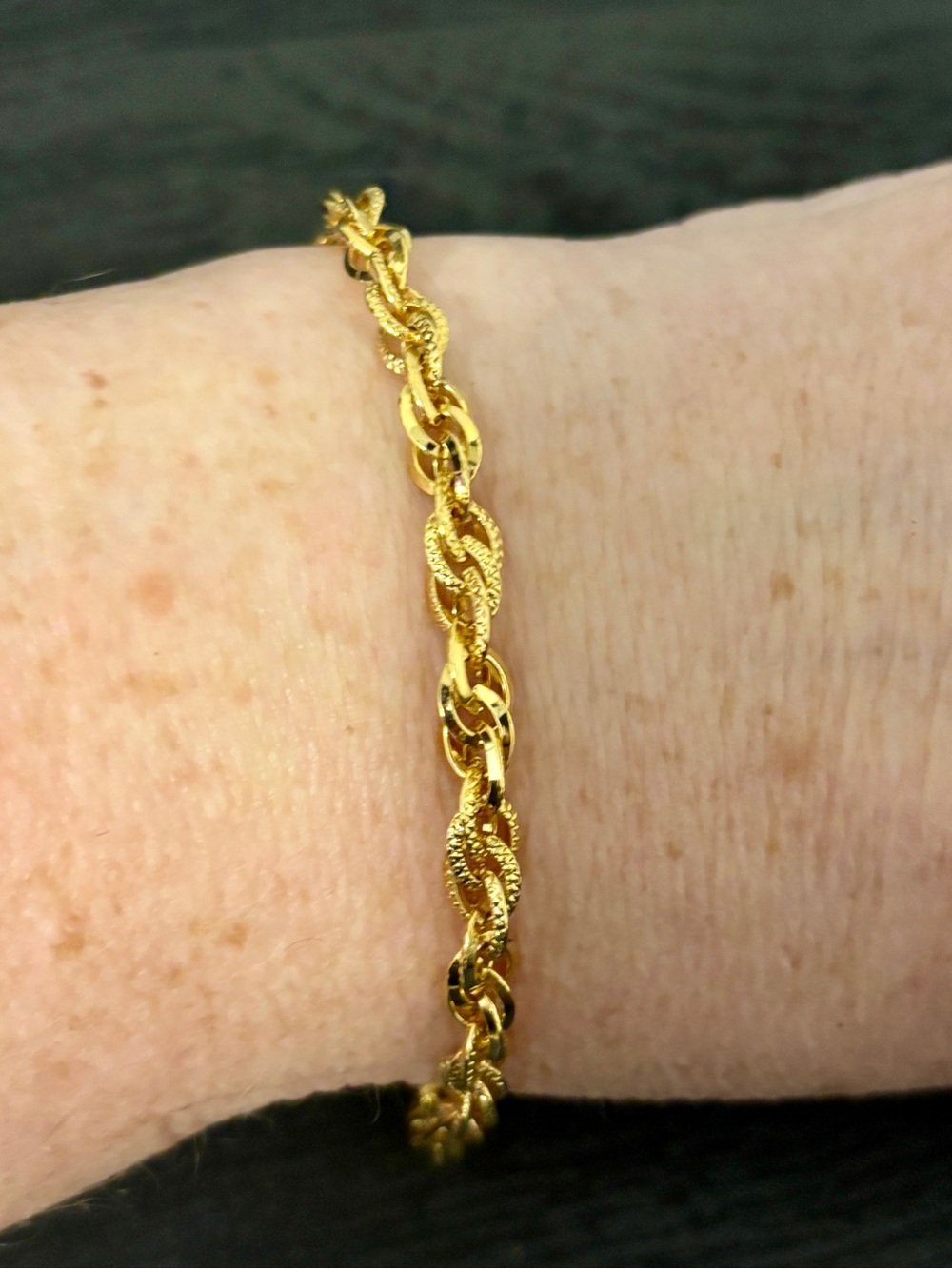 Gold-Tone Women's Link Bracelet - Elegant Rope & Oval Chain
